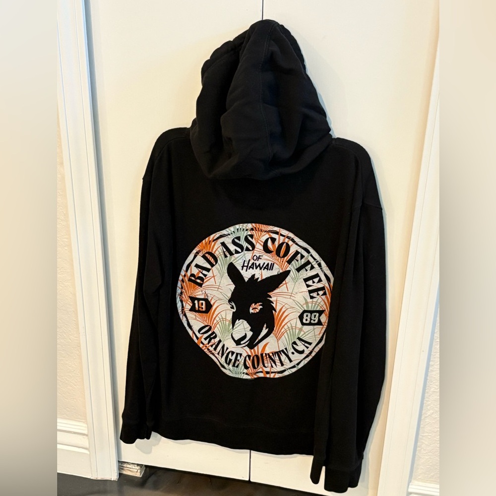 Bad Ass Coffee Co. Hawaii Merch. Black Graphic Sweatshirt Hoodie CA Logo Medium
